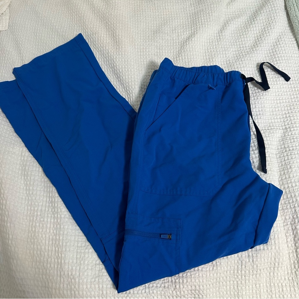FIGS men’s Cairo scrub pants